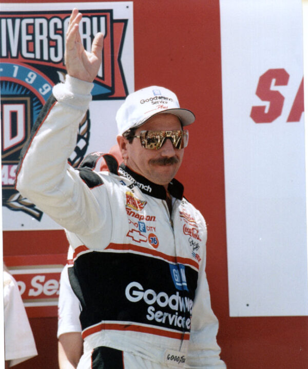 8 x 10 color photo of Dale Earnhardt